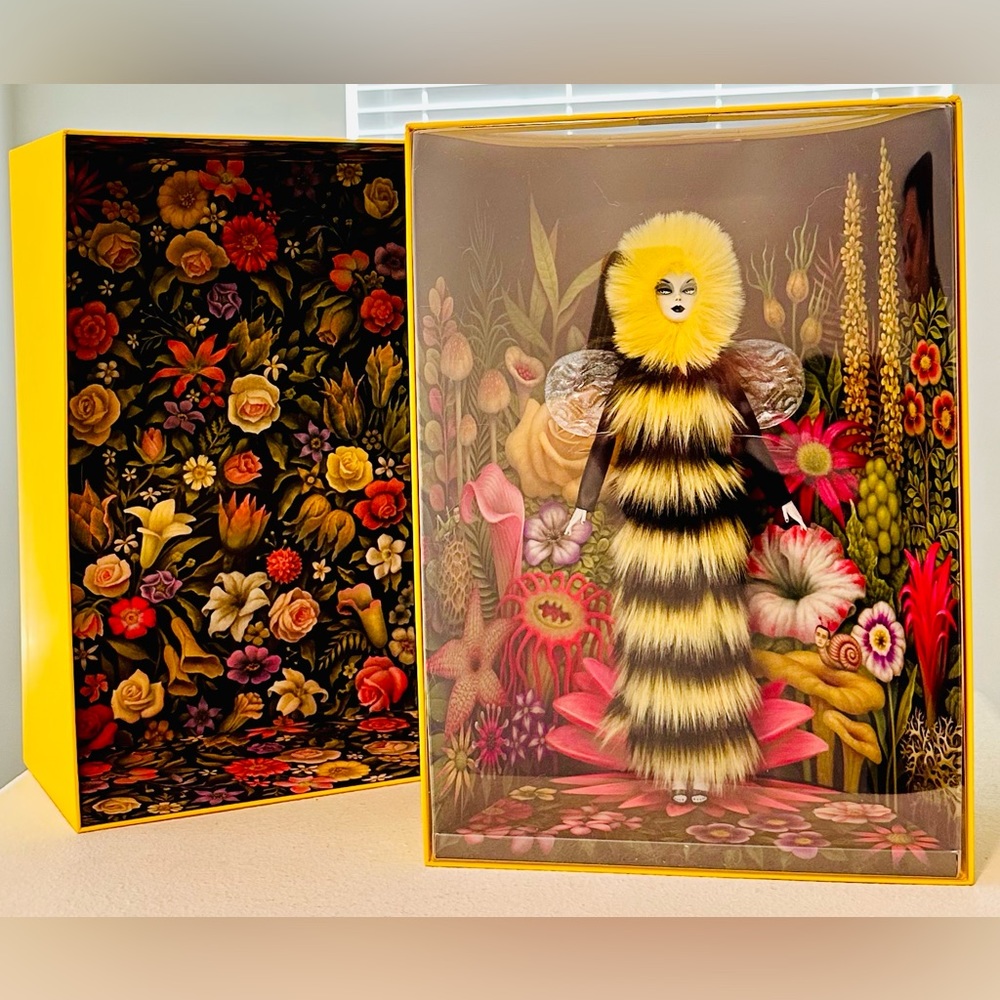 BNWT COLLECTOR ITEM “BEE” 🐝 BARBIE X RYDEN DOLL SOLD OUT NO MORE PRINTS!